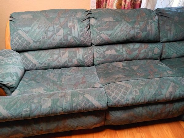 Super Soft Sectional Sofa w/Recliner